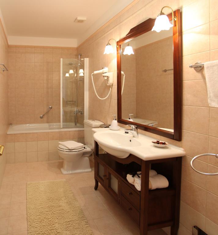 Your Family Oasis By The Sea Mir Vami, Heated Pool Vila Sumartin
