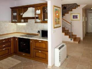 Vila Your Family Oasis By The Sea Mir Vami, Heated Pool *